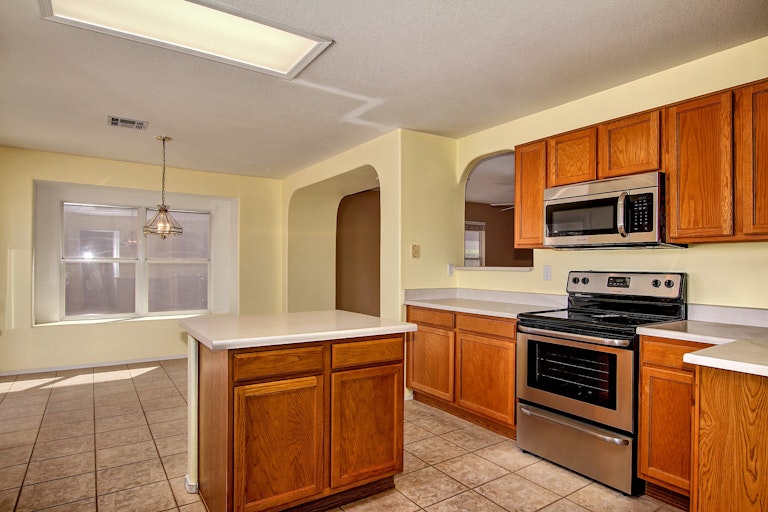 Photo 8 of 23 - 8132 E Onza Ave, Mesa, AZ 85212