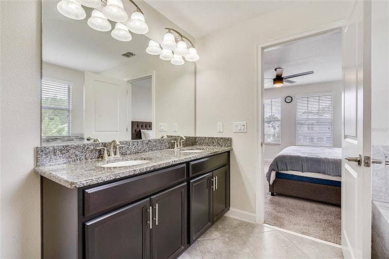 Photo 18 of 26 - 11780 Stein St, Orlando, FL 32832