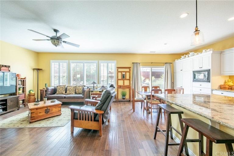Photo 23 of 73 - 1731 Crebs Way, Upland, CA 91784