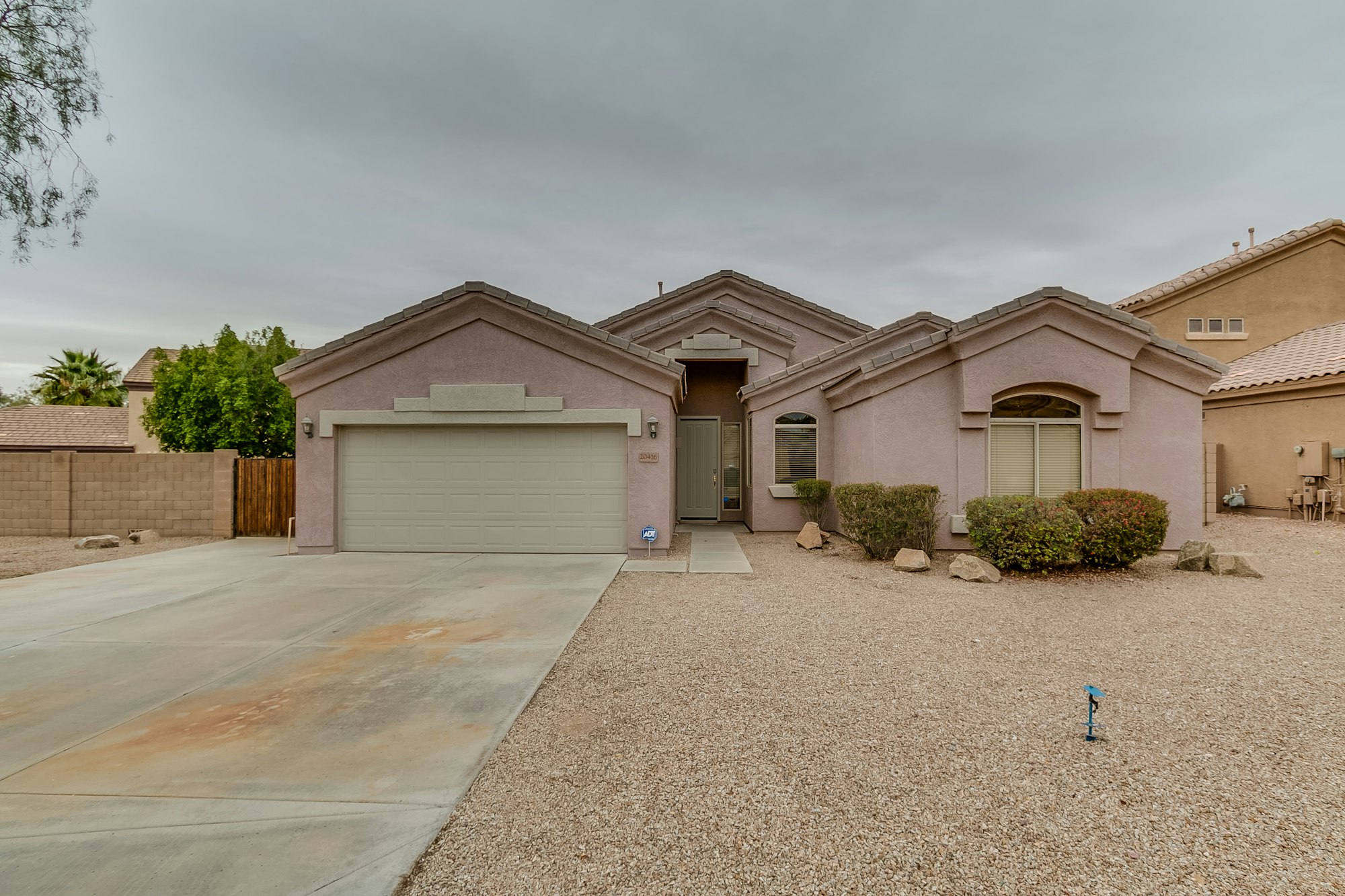 Photo 1 of 30 - 20416 N 93rd Ave, Peoria, AZ 85382