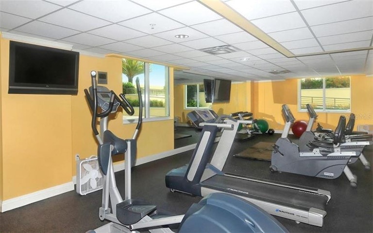 Photo 23 of 25 - 800 N Tamiami Trl #908, Sarasota, FL 34236