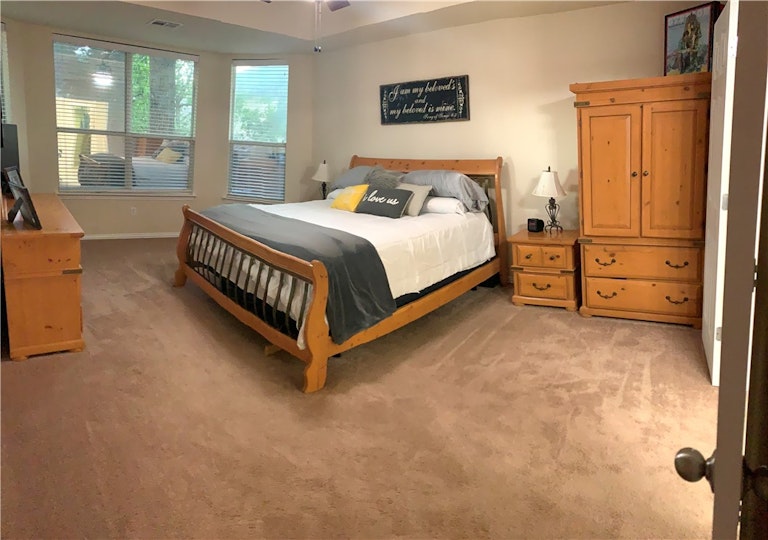 Photo 19 of 34 - 2005 Overland Dr, Leander, TX 78641