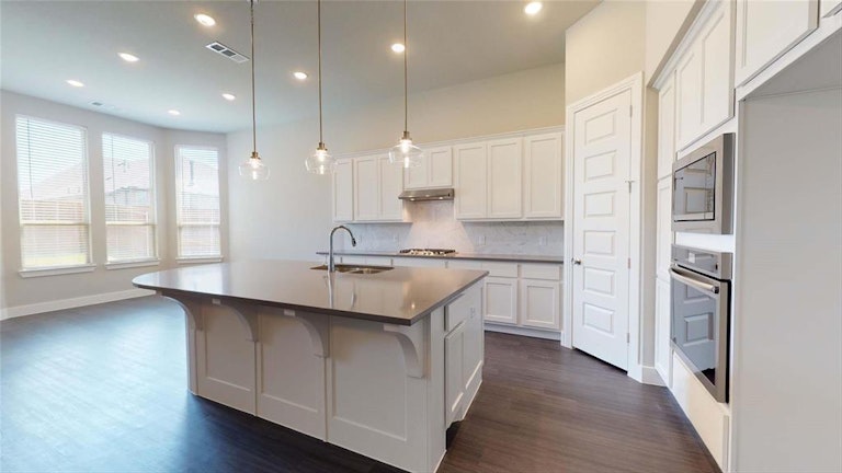Photo 3 of 20 - 1836 Everglades Dr, Forney, TX 75126