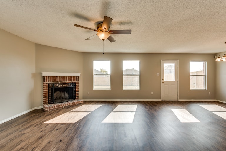 Photo 4 of 29 - 2810 Bissell Way, Wylie, TX 75098
