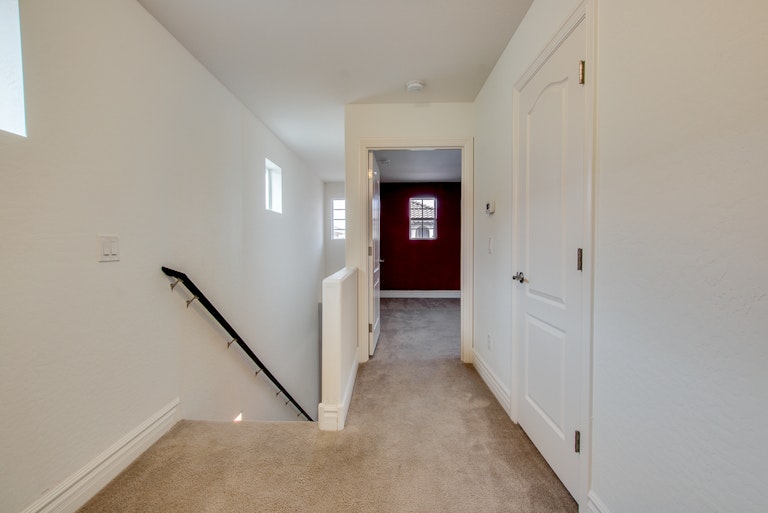 Photo 14 of 33 - 1063 S Storment Ln, Gilbert, AZ 85296