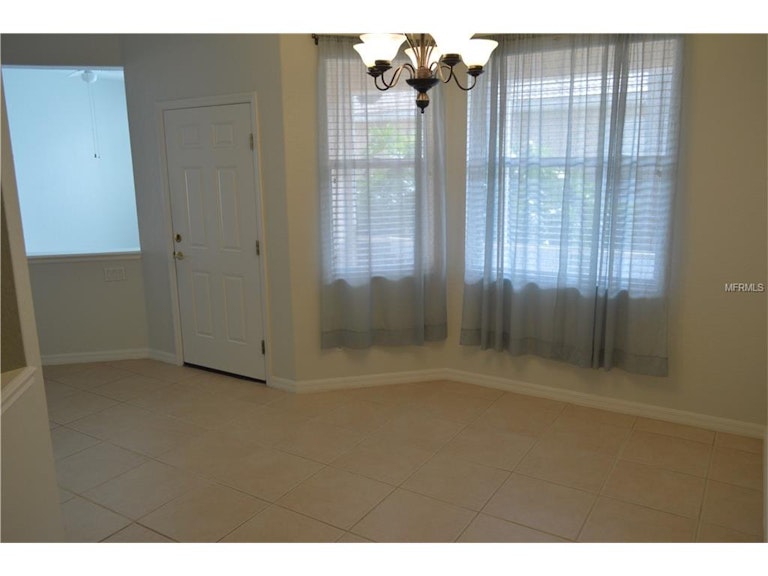 Photo 10 of 25 - 8302 Summer Greens Ter, Bradenton, FL 34212