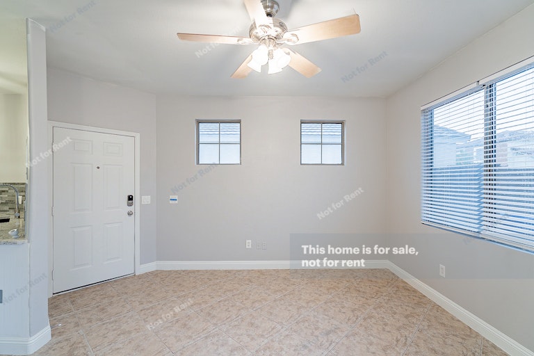 Photo 3 of 29 - 1470 S Red Rock Ct Unit A, Gilbert, AZ 85296