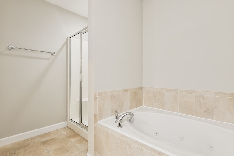 Photo 16 of 25 - 135 Florians Dr, Holly Springs, NC 27540