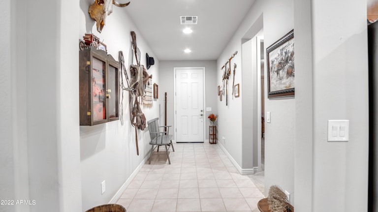 Photo 9 of 39 - 4581 W Pelotazo Way, Queen Creek, AZ 85142
