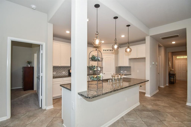 Photo 13 of 37 - 5206 Rue Dela Croix Dr, Katy, TX 77493