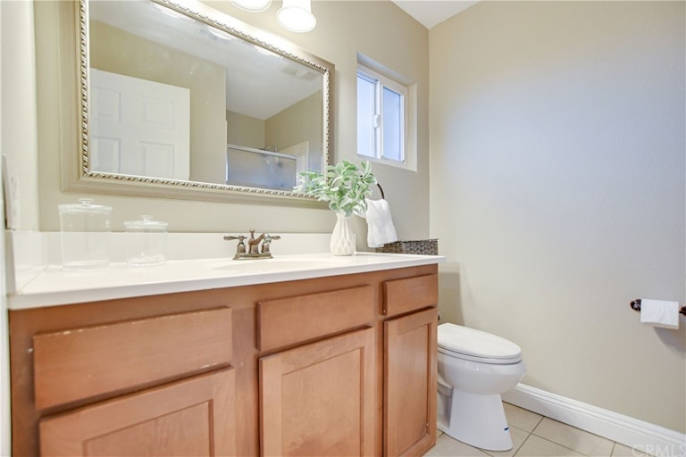 Photo 28 of 50 - 1986 Peyton Rd, La Verne, CA 91750