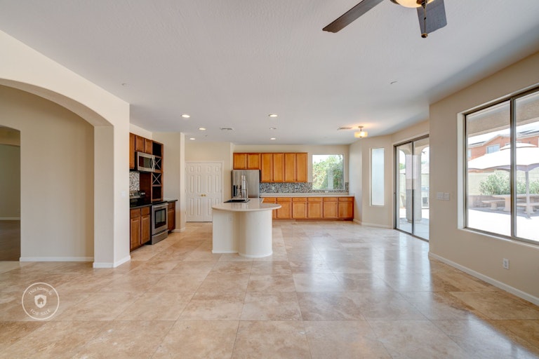 Photo 4 of 78 - 15344 W Coolidge St, Goodyear, AZ 85395
