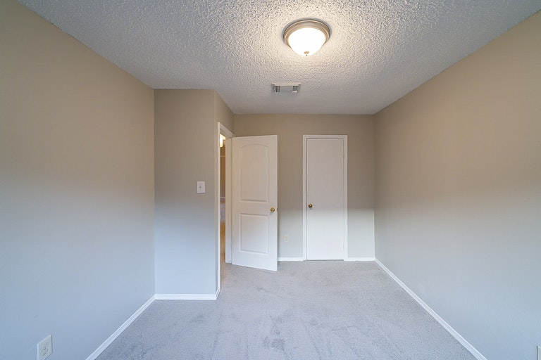 Photo 20 of 33 - 3303 Crossman St, Porter, TX 77365
