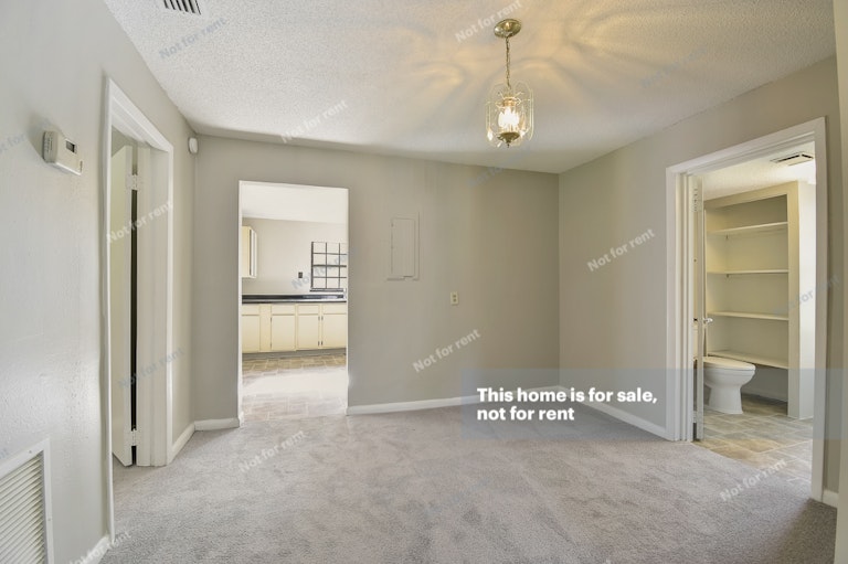 Photo 7 of 29 - 827 Dennison St, Jacksonville, FL 32254