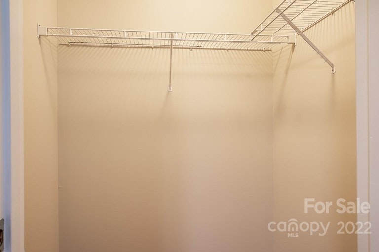 Photo 31 of 37 - 14200 Queens Carriage Pl, Charlotte, NC 28278