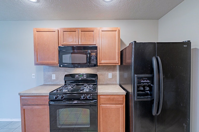 Photo 17 of 24 - 13527 High Banks Ln, Houston, TX 77034