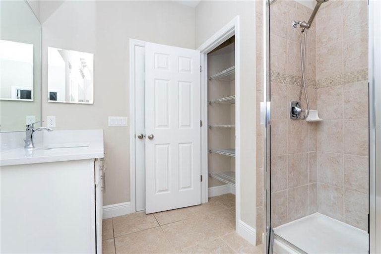 Photo 37 of 65 - 9313 Mira Valle Ln, Winter Garden, FL 34787