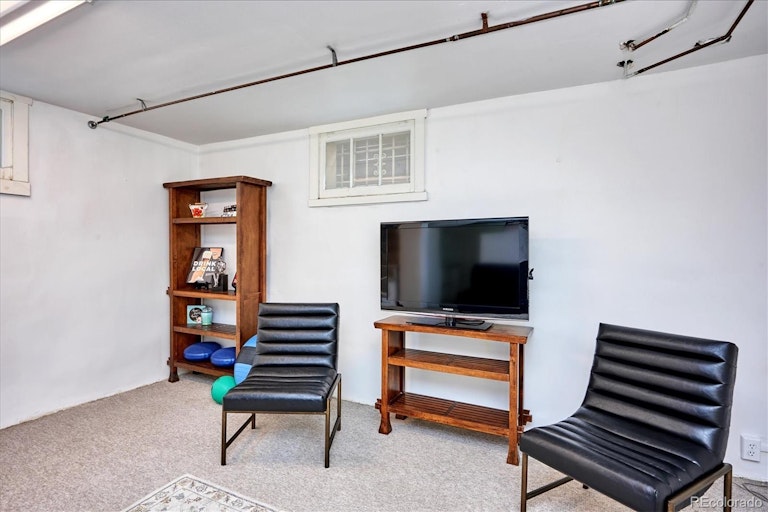 Photo 30 of 38 - 2035 Hudson St, Denver, CO 80207