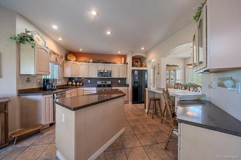 Photo 9 of 39 - 11641 W 83rd Pl, Arvada, CO 80005