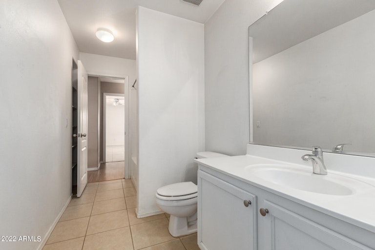 Photo 19 of 29 - 8227 W Apache St, Phoenix, AZ 85043