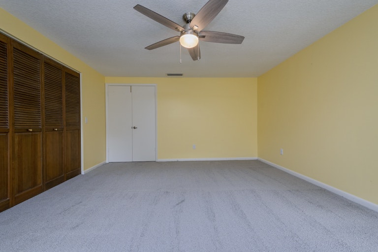 Photo 25 of 37 - 3909 Rosedale Dr, Brandon, FL 33511