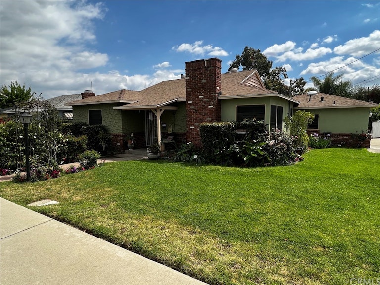 Photo 1 of 11 - 9600 Broadway, Temple City, CA 91780