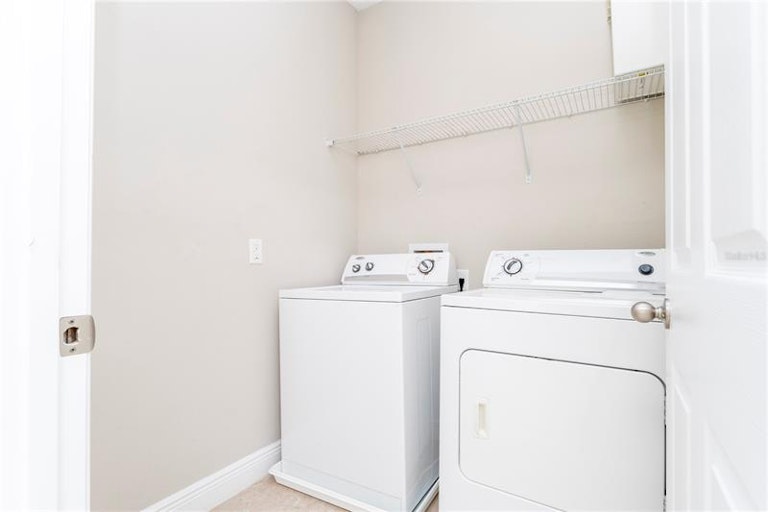 Photo 24 of 65 - 9313 Mira Valle Ln, Winter Garden, FL 34787