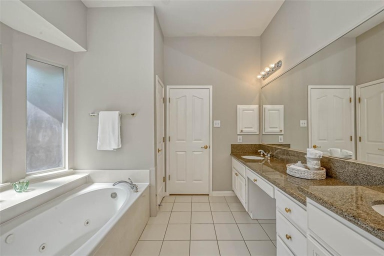 Photo 20 of 48 - 4210 Ruttand Park Ln, Katy, TX 77450