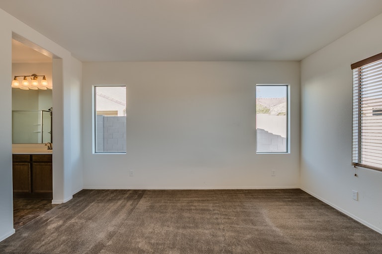 Photo 11 of 29 - 1819 S 238th Ln, Buckeye, AZ 85326