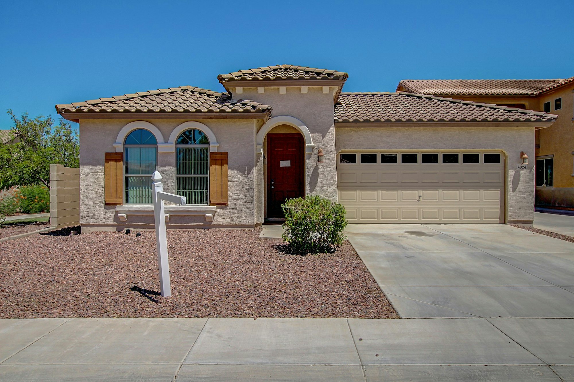 Photo 1 of 25 - 4024 W Valley View Dr, Laveen, AZ 85339