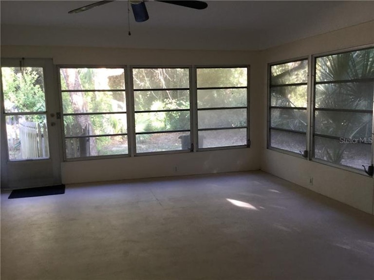 Photo 15 of 24 - 337 Bay Vista Ave, Osprey, FL 34229