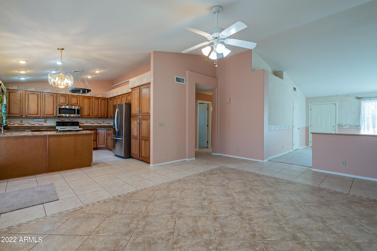 Photo 9 of 35 - 3304 N Sea Pines Cir, Mesa, AZ 85215