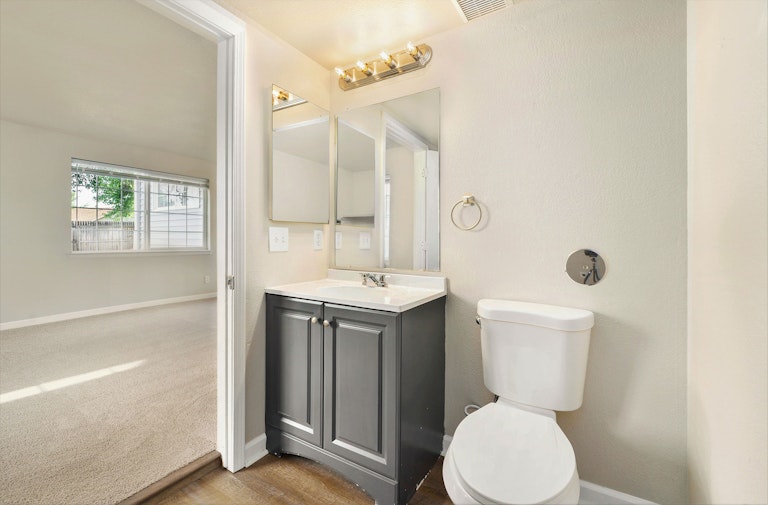 Photo 14 of 18 - 20811 E 45th Ave, Denver, CO 80249