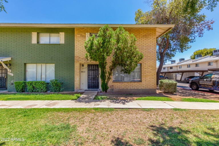 Photo 1 of 30 - 6628 N 43rd Ave, Glendale, AZ 85301