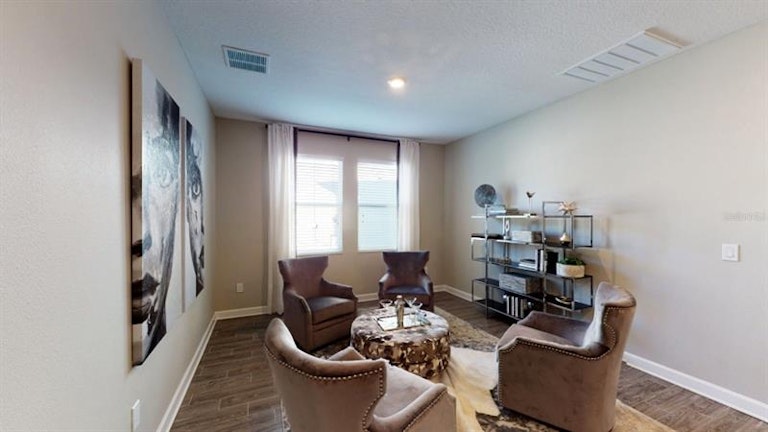 Photo 7 of 15 - 7153 Dilly Lake Ave, Groveland, FL 34736