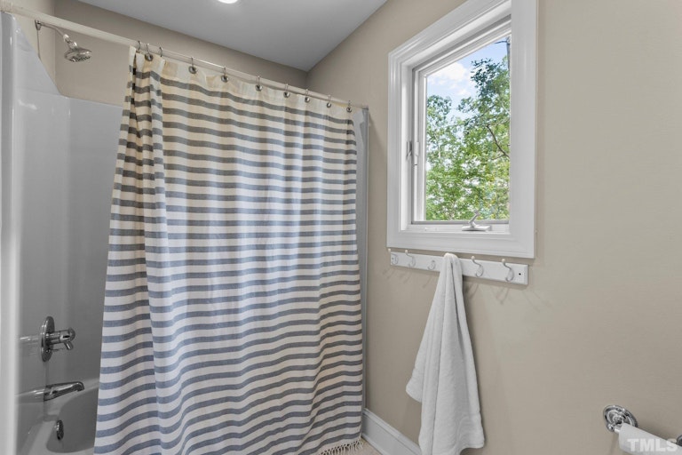 Photo 43 of 66 - 124 Fawn Ridge Rd, Chapel Hill, NC 27516