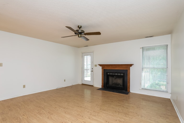 Photo 2 of 24 - 7240 Mine Shaft Rd, Raleigh, NC 27615