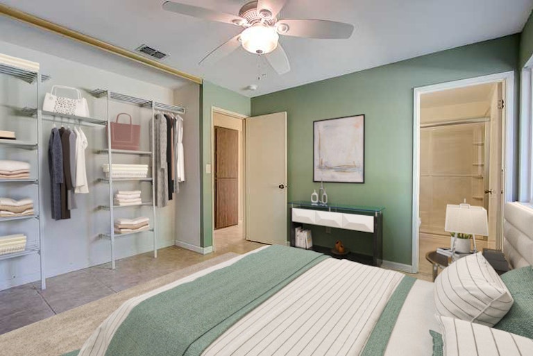 Photo 2 of 30 - 7863 Deer Creek Dr, Sacramento, CA 95823