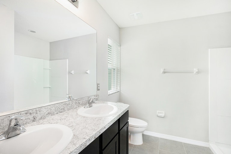 Photo 10 of 17 - 11816 Myrtle Rock Dr, Riverview, FL 33578