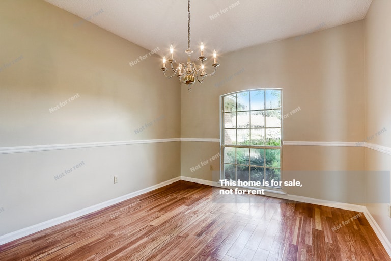 Photo 8 of 33 - 10435 Marble Egret Ct W, Jacksonville, FL 32257