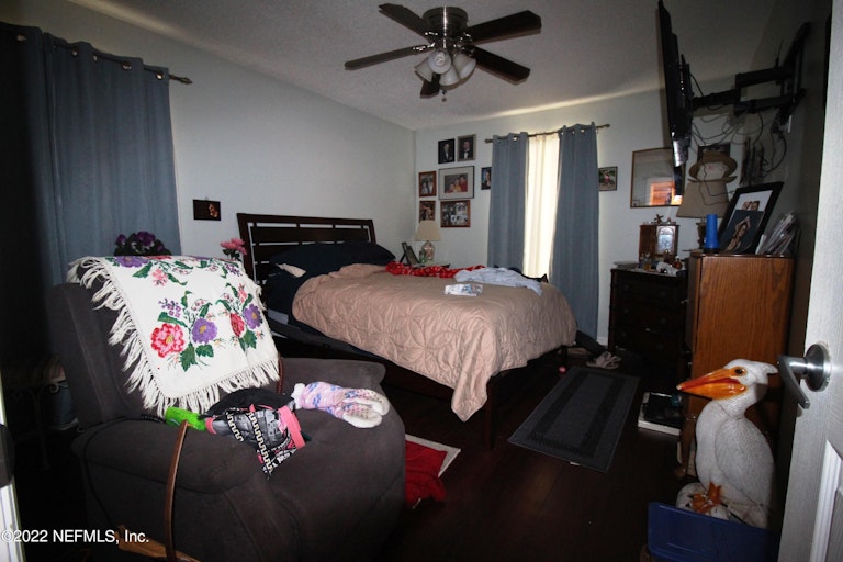 Photo 11 of 15 - 3561 Colony Cove Trl W, Jacksonville, FL 32277