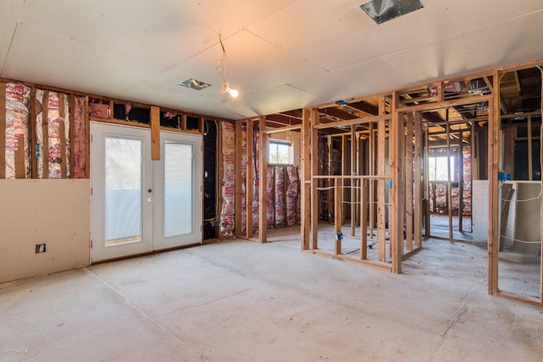 Photo 14 of 35 - 12160 W Cornell Dr, Tucson, AZ 85736