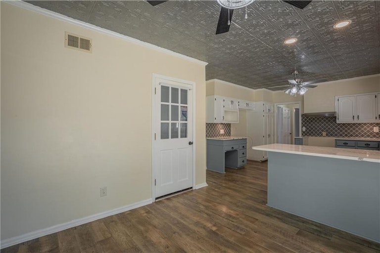 Photo 23 of 99 - 832 Leonard Ct, Lawrenceville, GA 30046