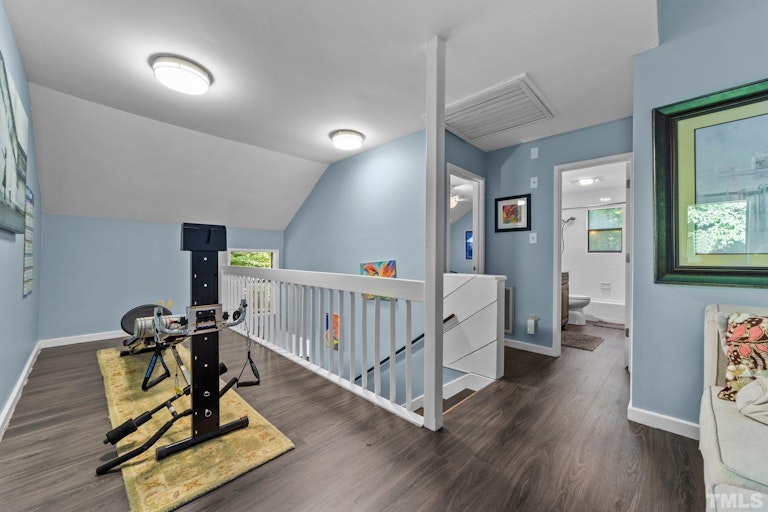 Photo 32 of 36 - 317 Stony Hill Rd, Chapel Hill, NC 27516