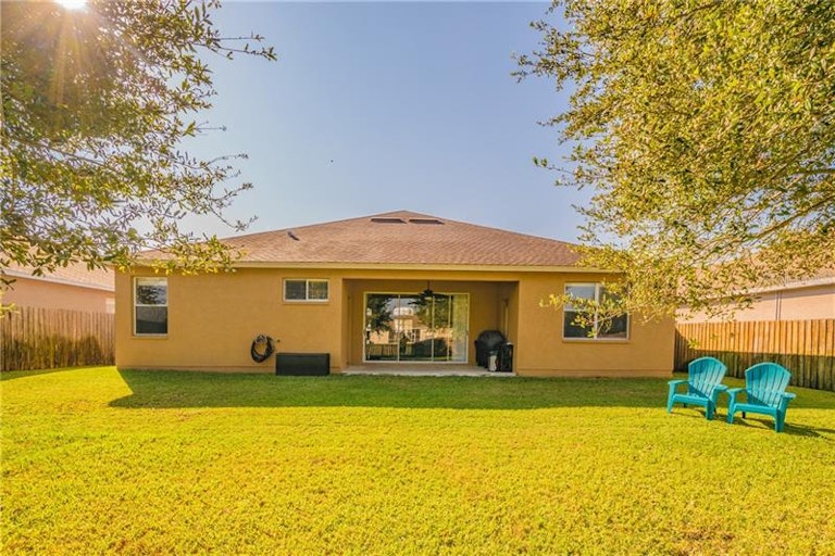 Photo 23 of 25 - 11041 Rockledge View Dr, Riverview, FL 33579