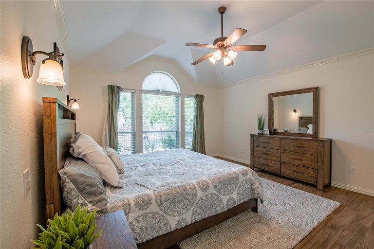 Photo 19 of 36 - 1225 Trail Ridge Dr, Keller, TX 76248