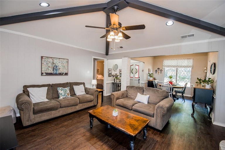Photo 5 of 31 - 218 Pueblo Dr, Waxahachie, TX 75165