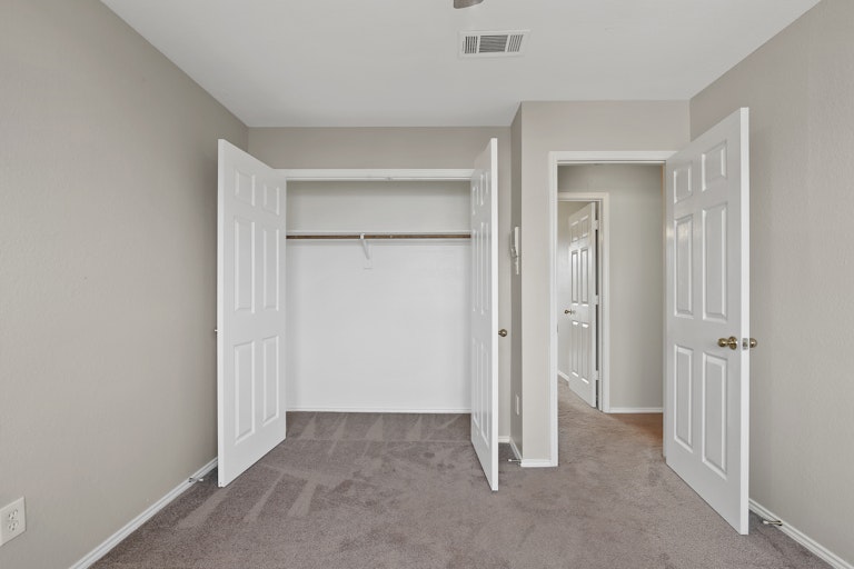 Photo 26 of 29 - 6905 Indiana Ave, Fort Worth, TX 76137