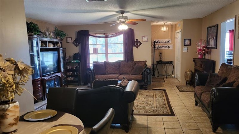 Photo 18 of 29 - 1101 Oakwood Ln, Ocoee, FL 34761