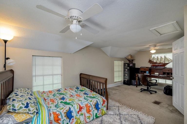 Photo 19 of 30 - 1802 Lenna Ave, Seffner, FL 33584